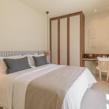 Hotel Eleni Adamantas  Екстериор снимка