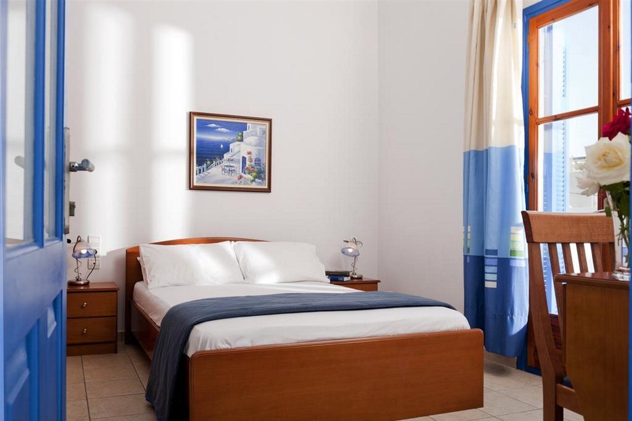 Hotel Eleni Adamantas  Екстериор снимка